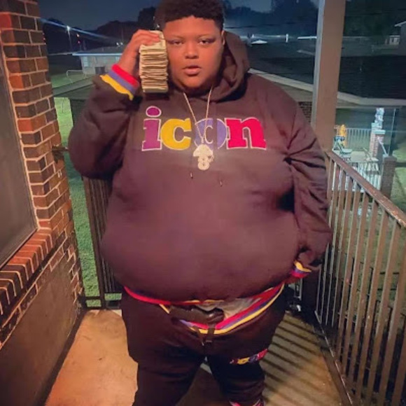 Meet your Posher, Isaac - Picture 1 of 1